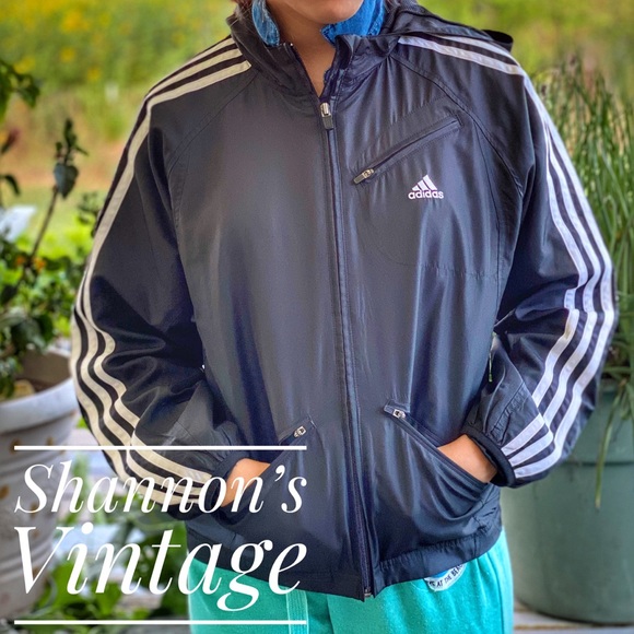 adidas Jackets & Blazers - Adidas women’s medium hooded windbreaker A28